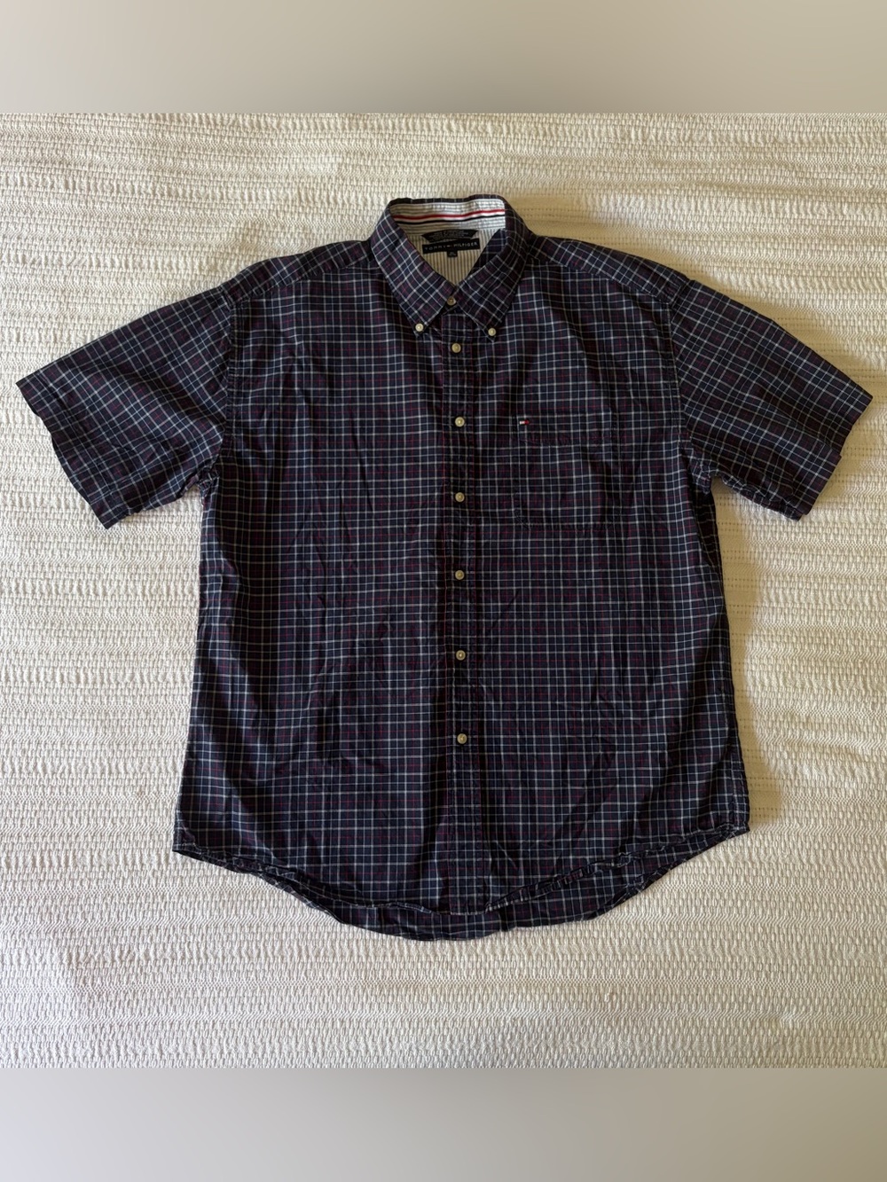 Tommy Hilfiger Men's Navy Plaid Short Sleeve Button-Down Shirt